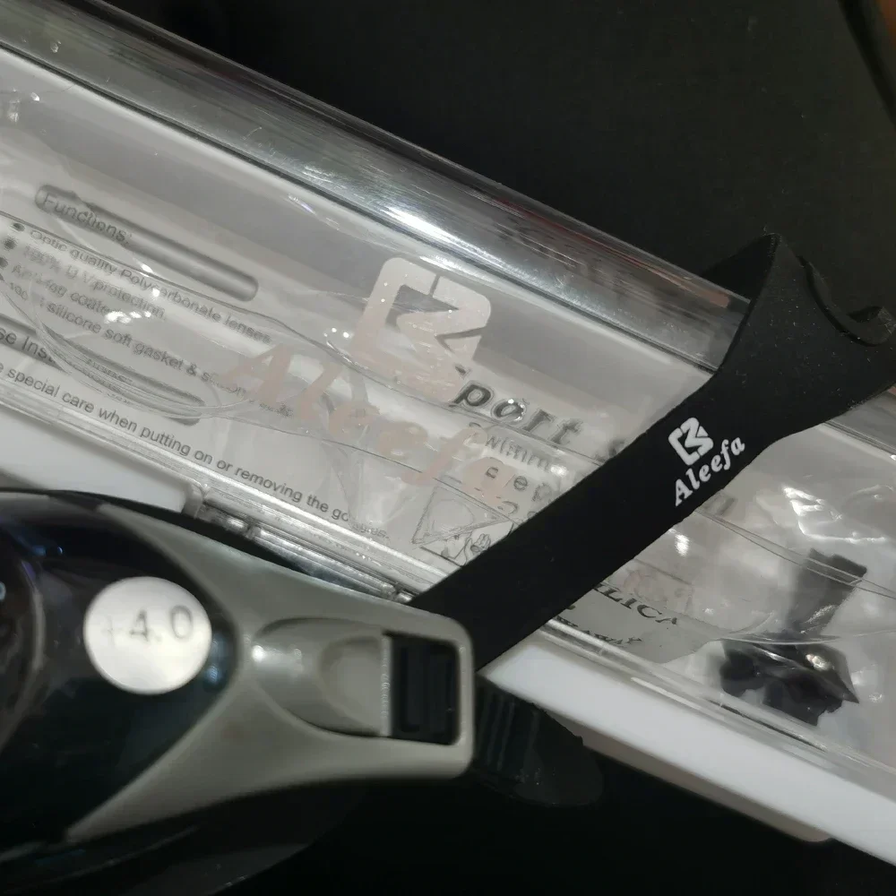 Hyperopia Swimming Goggles Glasses with Anti-fog Spray  for Children and Adult Reading Presbyopic Presbyopia Set