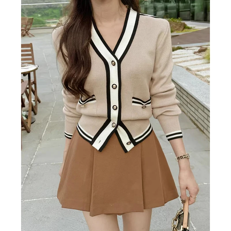 Chic Autumnal Vintage Small Fragrance Sle V-neck Single Button Color Block Versatile Slimming Long Sleeve Knitted Sweater J...