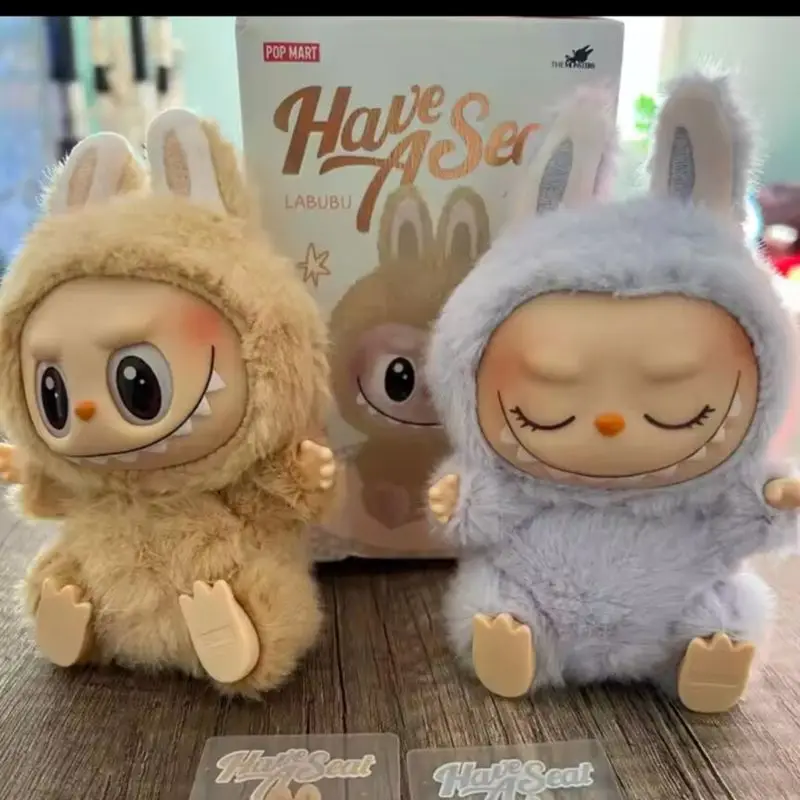 高品質レプリカ V2 座っているパーティー Labubu 飾り家の装飾工芸品クリスマスギフト Labubu モンスターキーリング子供のおもちゃ