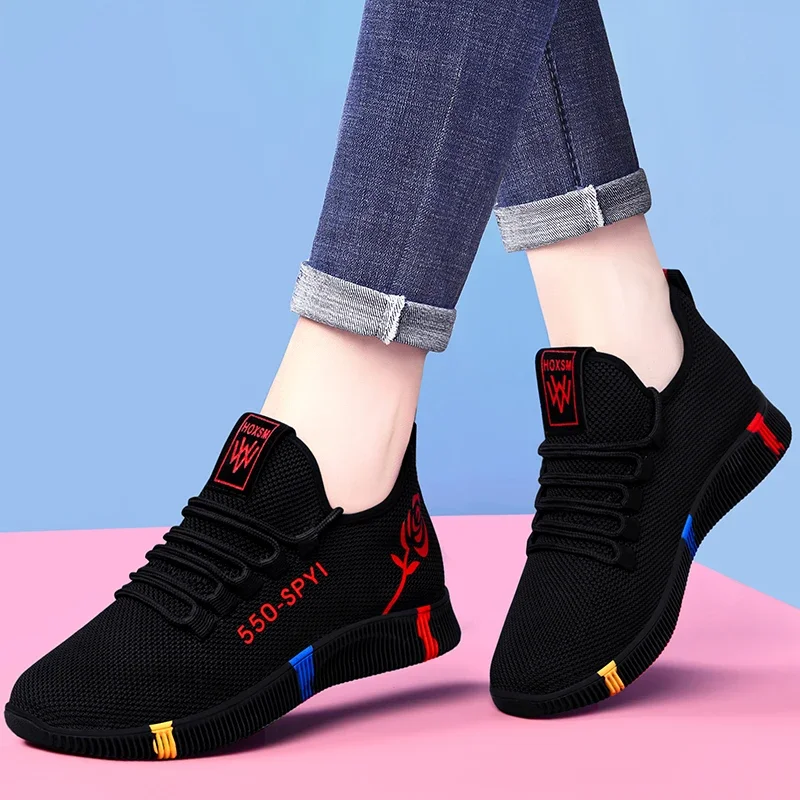 Tenis Feminino 2024 Vrouwen Gevulkaniseerde Schoenen Air Mesh Licht Zachte Sneakers Vrouwelijke Flats Platform Lace Up Casual Schoenen Mand Femme