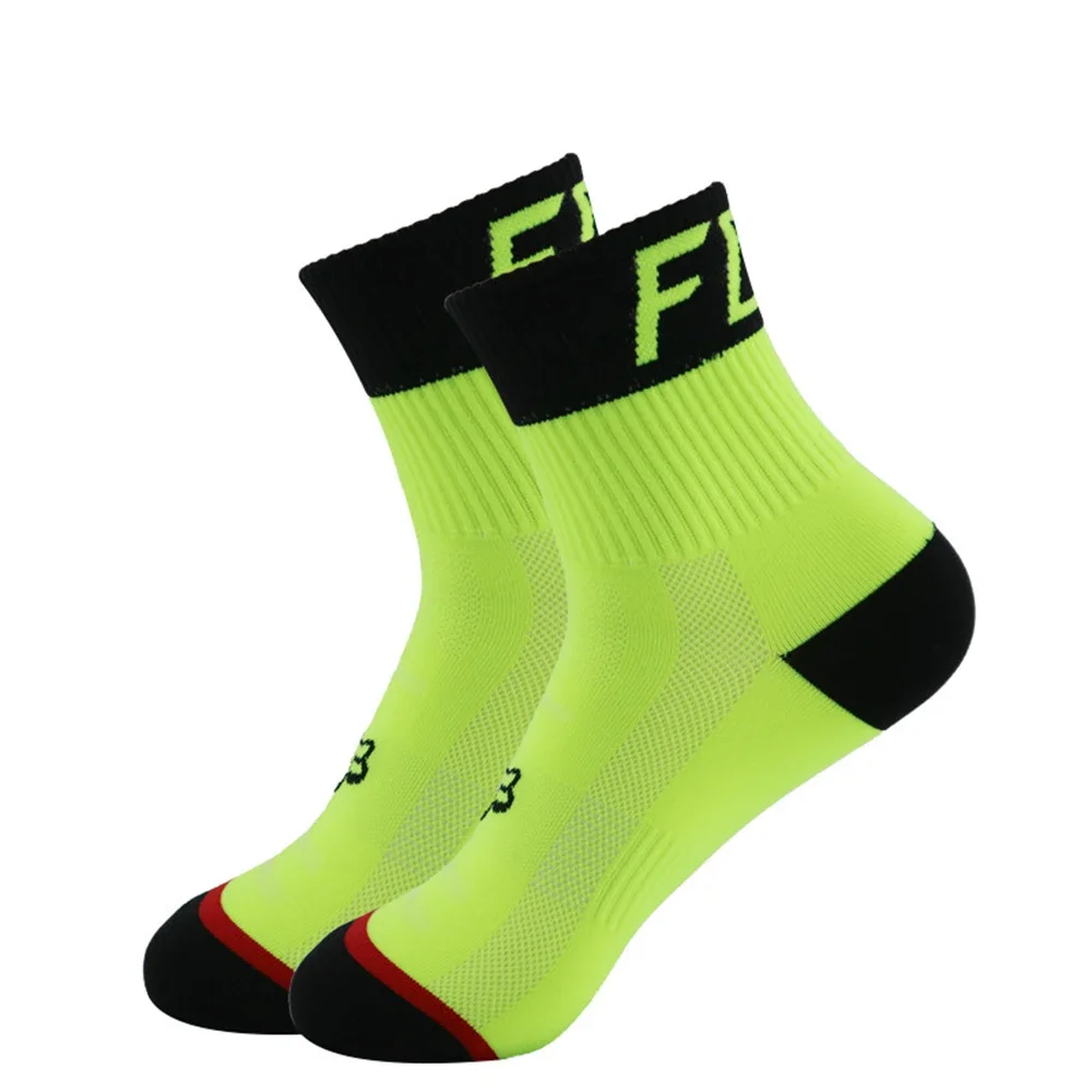 Nuevos calcetines de ciclismo de carreras profesionales calcetines deportivos calcetines de ciclismo al aire libre transpirables