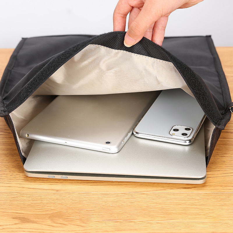กระเป๋าโน๊ตบุ๊คฟาราเดย์กระเป๋ากัน RFID ป้องกันการติดตามโทรศัพท์มือถือ iPad ป้องกันรังสีบัตรประชาชนรถยนต์กระเป๋าเก็บกุญแจ