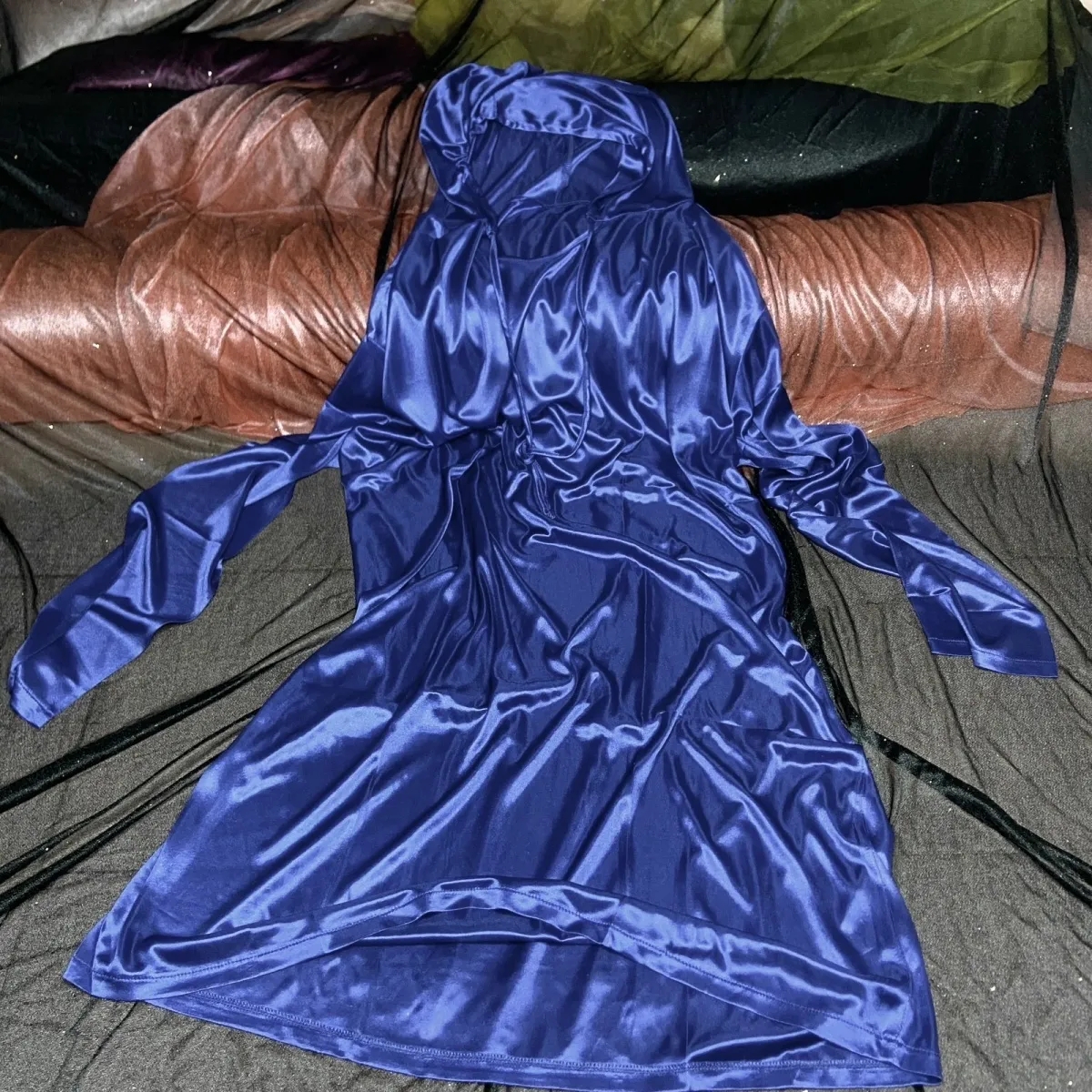 Handmake Herren Silky Touch Satin Smooth Flipper Material Schlafkleid Top Weiche Pyjama Party Cosplay Kostüme