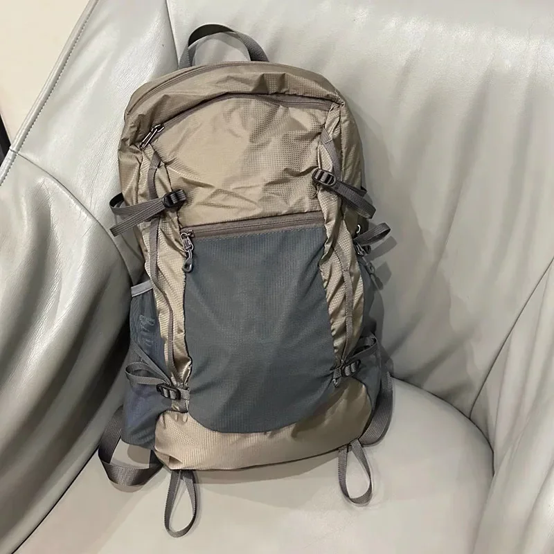 Travel Backpack Hiking Backpack Rucksack Portable Multifunctional Climbing Backpack Knapsack Travel Daypack for Outdoor Touring