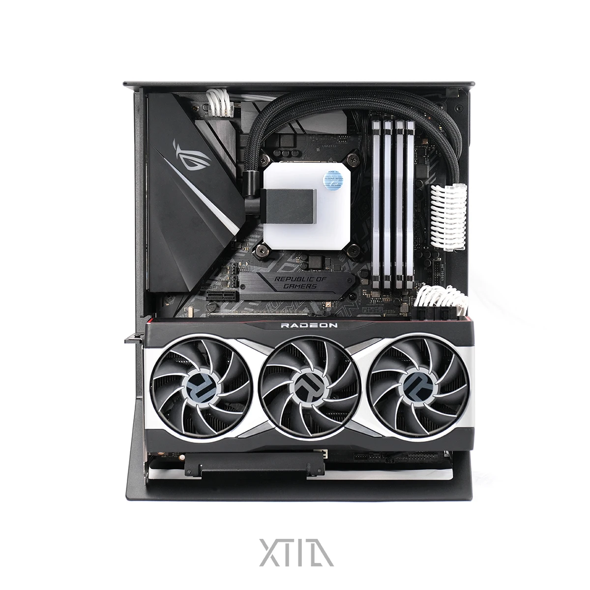 Custodia XTIA Xproto-ATX V2