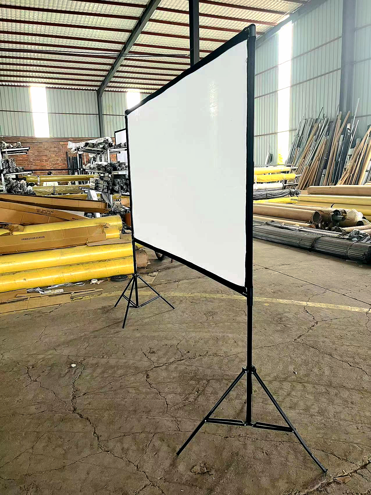 Kuaige 60-120 pulgadas portátil al aire libre trípode pantalla de proyección proyector plegable rápido