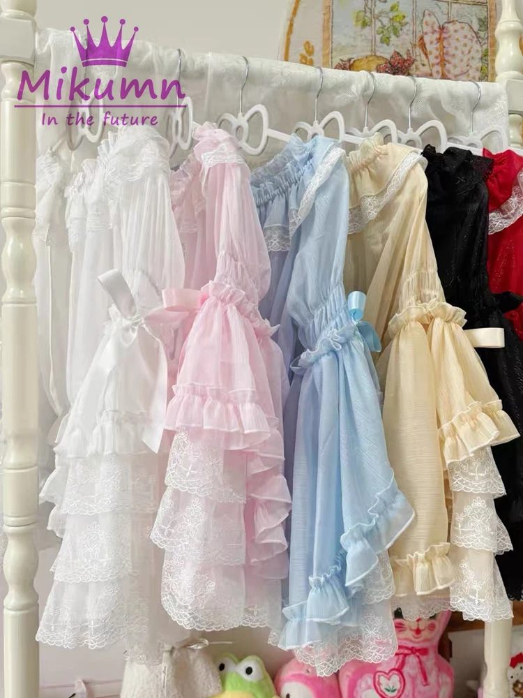 Mikumy เสื้อเบลาส์ฮาราจูกุสำหรับผู้หญิง, เสื้อเบลาส์แขนบานมีระบายมีโบว์ลูกไม้น่ารักสไตล์ญี่ปุ่นสำหรับ Y2k
