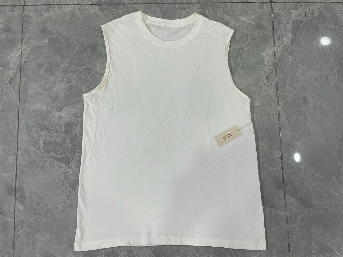 Camisetas UZN Tops blancos sin mangas para hombre