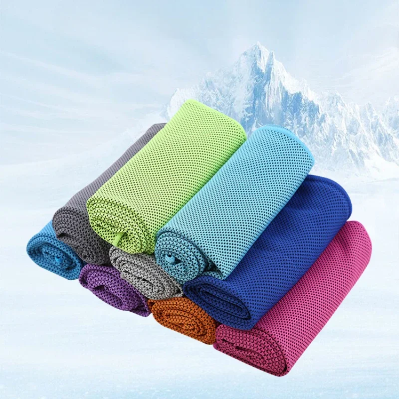 Outdoor Towel Round Silicone Wrapped Ice Towel Soft Breathable Cool Towel Suitable for Yoga Running Fitness, and Other Activites