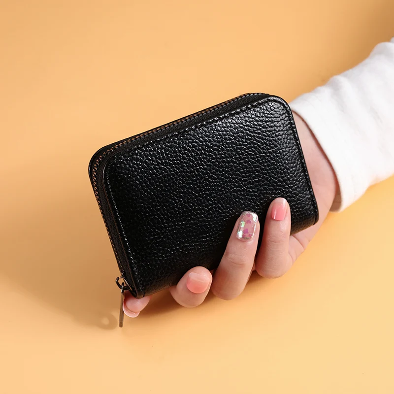 Card package male anti-theft brush high-end card package large-capacity degaussing certificate card holder ultra-thin card holde