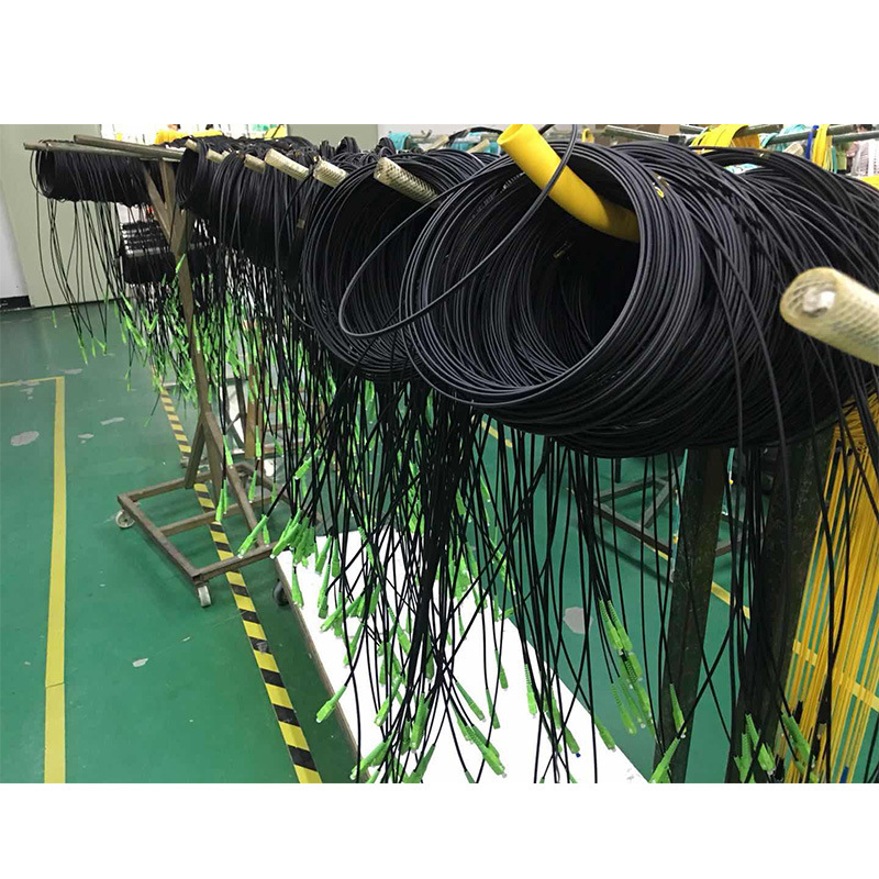 100M SC APC SM Outdoor Drop Cable Fiber Optic Patch Cord Optical Fiber Cable With Steel Wire Black LSZH Jacket 0.5/0.4mm
