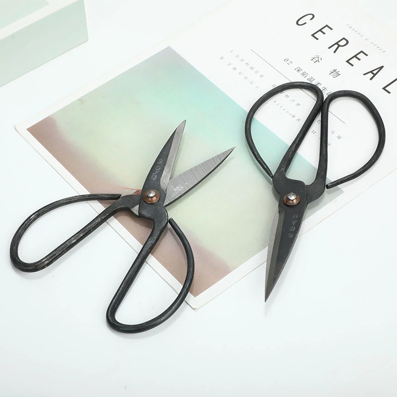 Classical style iron forging flange scissors for kitchen household and Garden Use iron wire scissor