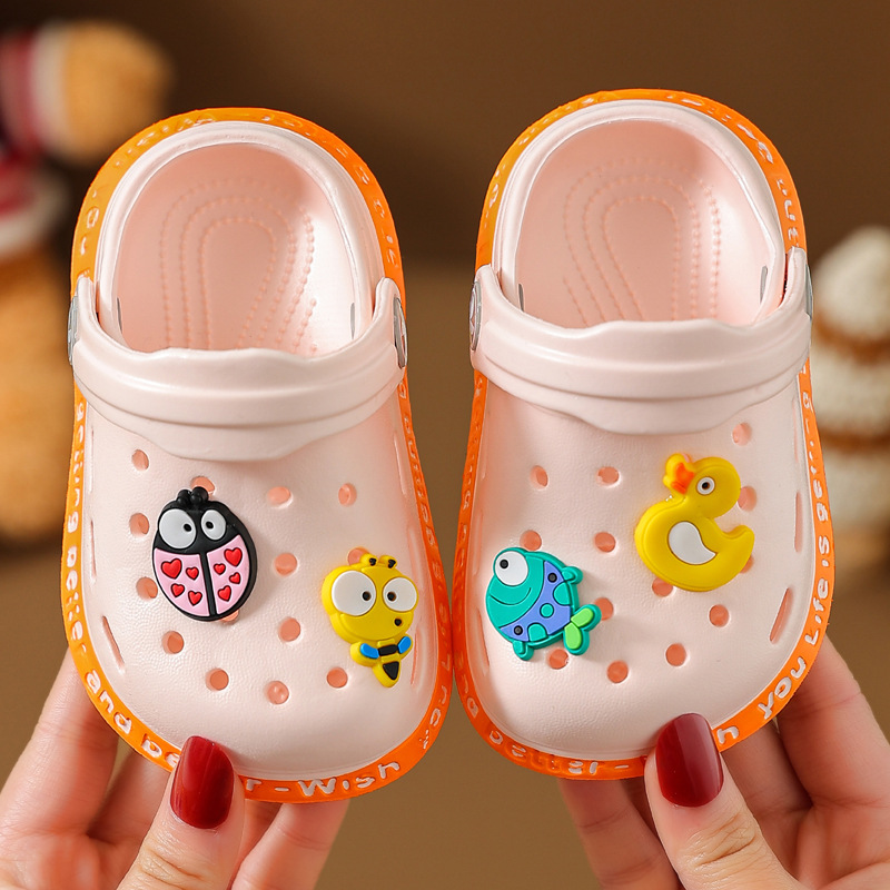 Infradito per bambini per ragazze in estate scarpe da interno con suola morbida antiscivolo con punta dei cartoni animati per bambini di piccole e medie dimensioni