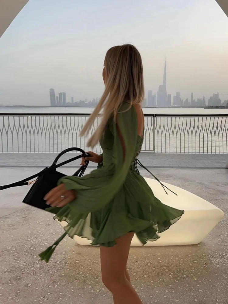 Mini Robe Plissée Verte pour Femme, Col en V, Fendue, Manches sulf, Ligne A, Couleur Unie, Dos aux, à Lacets, Sexy, Été, 2025