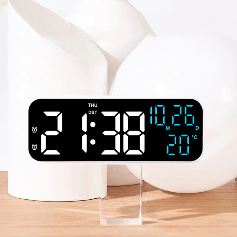 Einfache digitale Wecker Multifunktions-LED-Uhr Sprach steuerung Temperatur und Datum Wochentag Anzeige Nacht modus Schreibtisch uhr