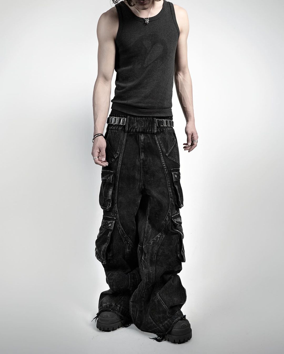 2024 New Gothic Retroกางเกงยีนส์ผู้ชายขากว้างตรงสีดําY2k Baggyกางเกงยีนส์Harajuku Hip Hopสูงเอวกางเกงยีนส์กางเกงStreetwear