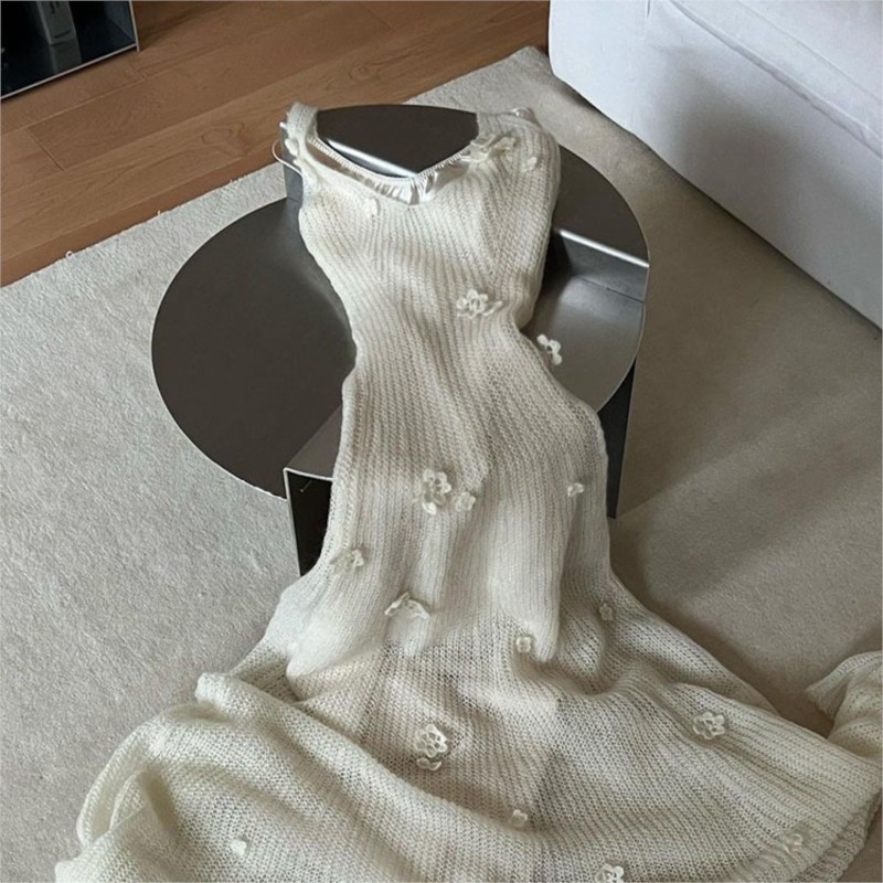 Mesa de centro de acero inoxidable MOMO, mesa de centro redonda de Metal estilo Wabi-sabi, mesa auxiliar de modelos de diseño coreano Netflix