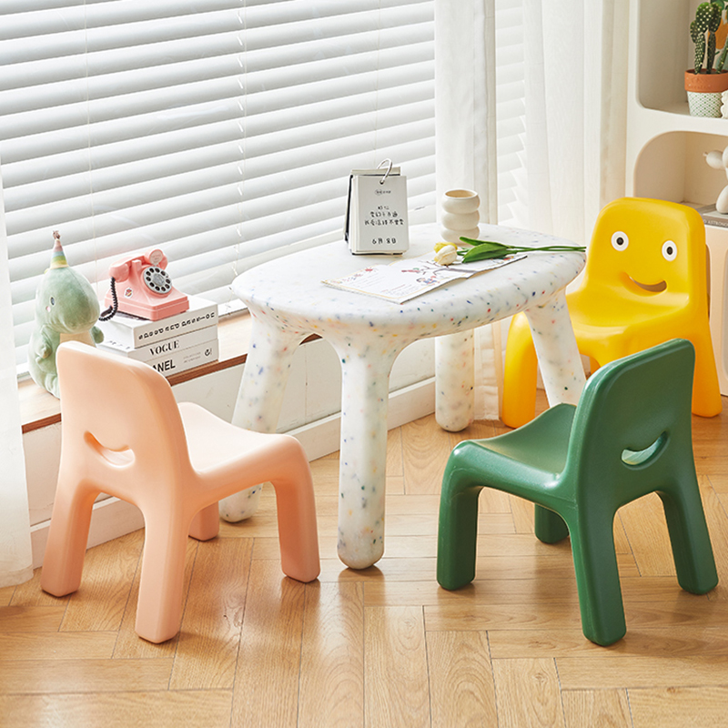 เก้าอี้นิรภัยสำหรับเด็กเก้าอี้เติบโตสำหรับเด็กผู้หญิงแม่ลูก123A นักเรียนเสริมเบาะรองนั่งสำหรับเด็ก