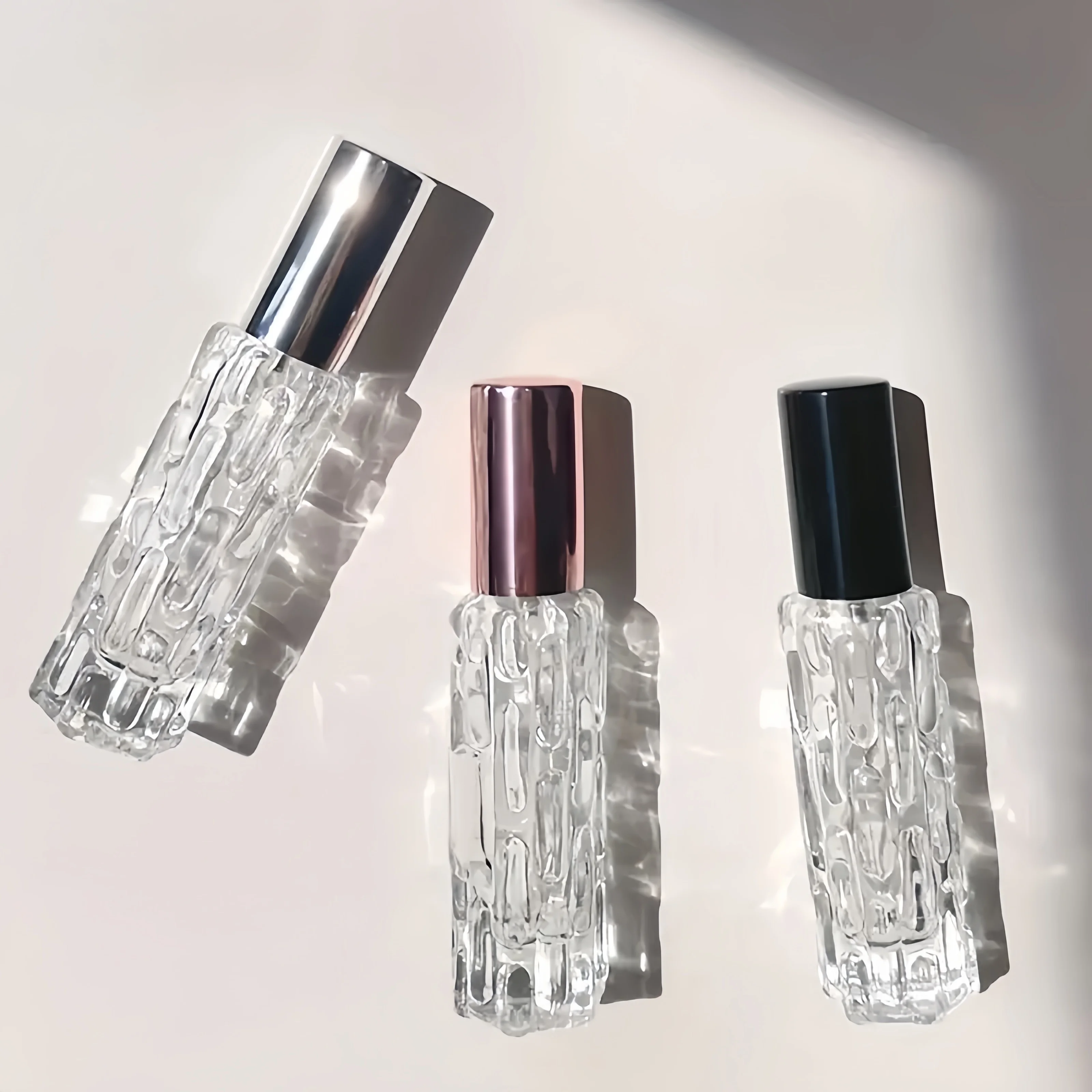 1/3/6 pezzi + 4 accessori Contenitore mini atomizzatore di profumo da viaggio da 10 ml con 3 flaconi spray, 2 imbuti, 2 divisori dispenser