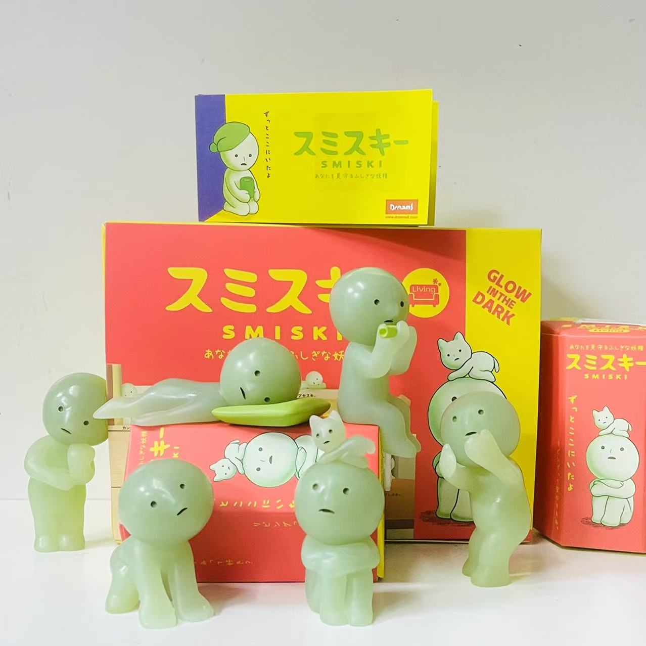 SMISKI Scatola cieca Nottilucenti Bambola verde Scatola misteriosa Action Figures Decorazione Ventole Bambini Regalo di compleanno di Natale