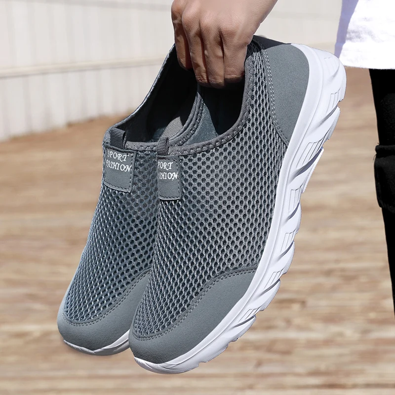 YRZL Nuove scarpe da corsa da uomo Scarpe sportive traspiranti Scarpe da ginnastica traspiranti estive leggere per uomo Taglie forti 39-46