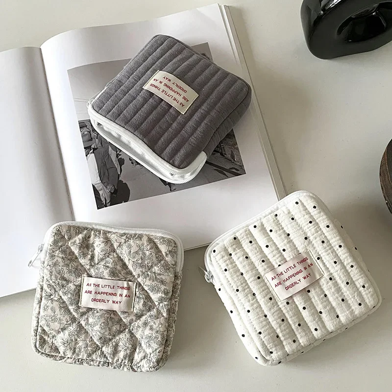 Bolsas de almacenamiento de pañuelos sanitarios para mujer, bolsa de maquillaje de monedas coreana bonita de algodón, organizador de joyas, estuche de maquillaje, bolsas de cosméticos pequeñas