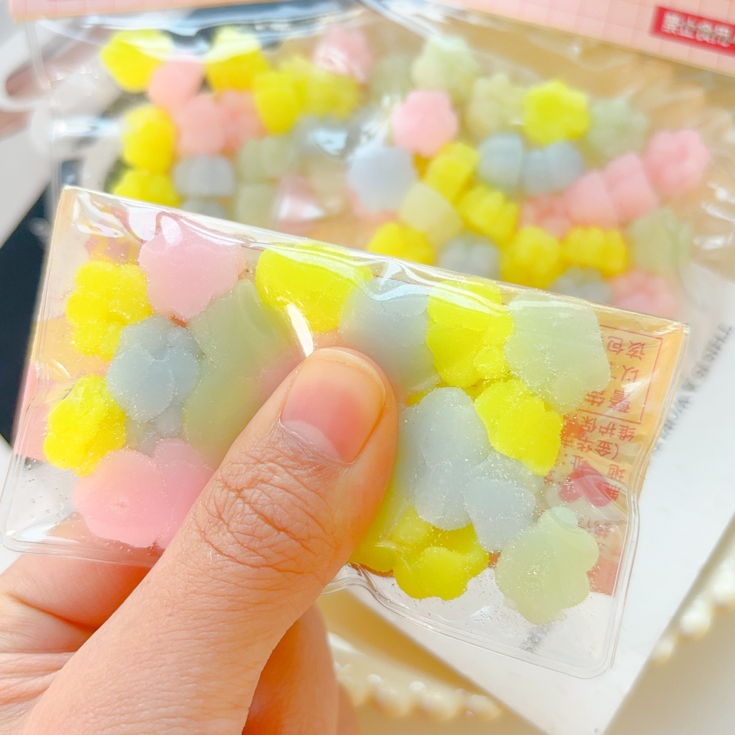 Mixed Color Mini Cat Claw Pinch Toy Wholesale Decompression Finger Sticky Toy Interactive Toy Gift for Children's Day Party