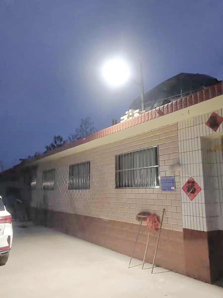 Super Bright 804 LED Solar Lights, Lâmpada de rua ao ar livre, Luz solar, 3 modos, IPX68 impermeável, Iluminação do jardim com sensor de movimento inteligente