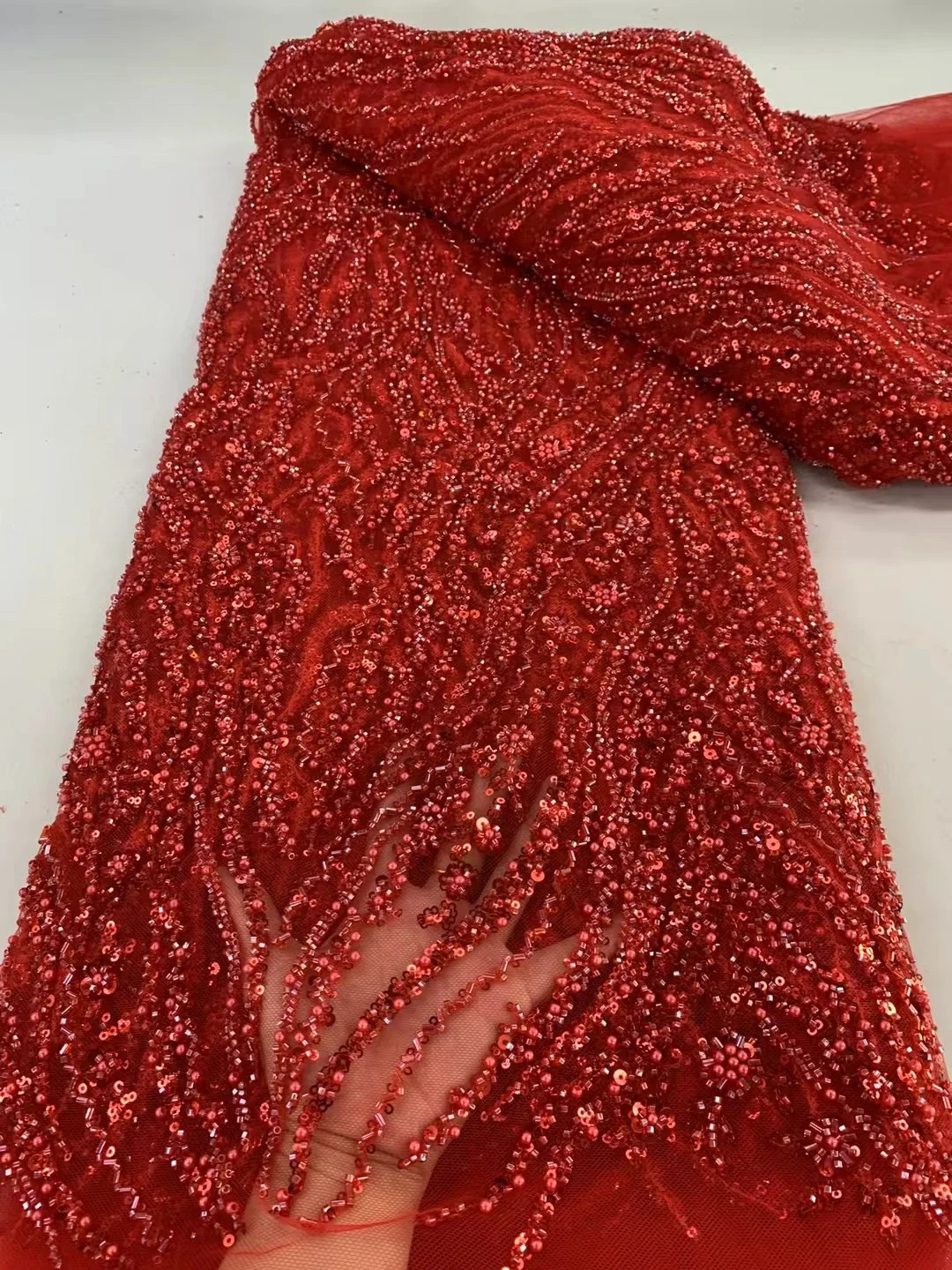 Weißer luxuriöser afrikanischer schwerer handgefertigter Perlen-Spitzenstoff, hochwertige 5 Yards Pailletten, französischer Tüll, Perlenspitze für Hochzeitsfeier