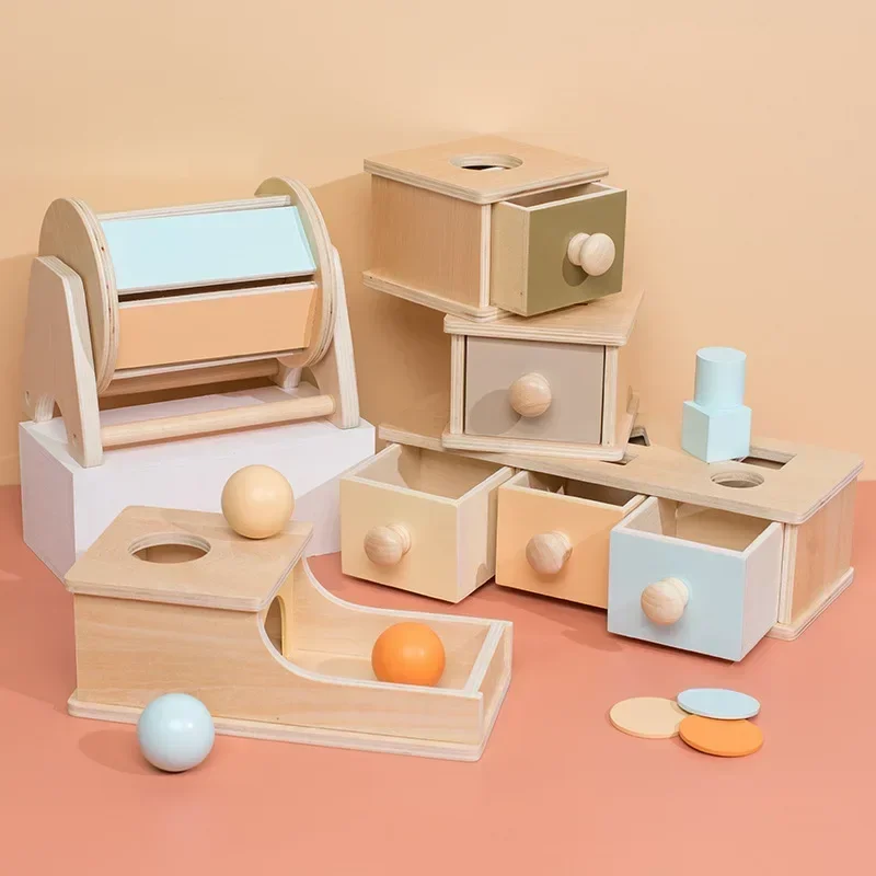 เด็กของเล่นเพื่อการศึกษาเด็ก Montessori วัตถุถาวรกล่องค้อนกล่อง Macaron ของเล่นไม้เหรียญสิ่งทอกลองกล่องลิ้นชัก