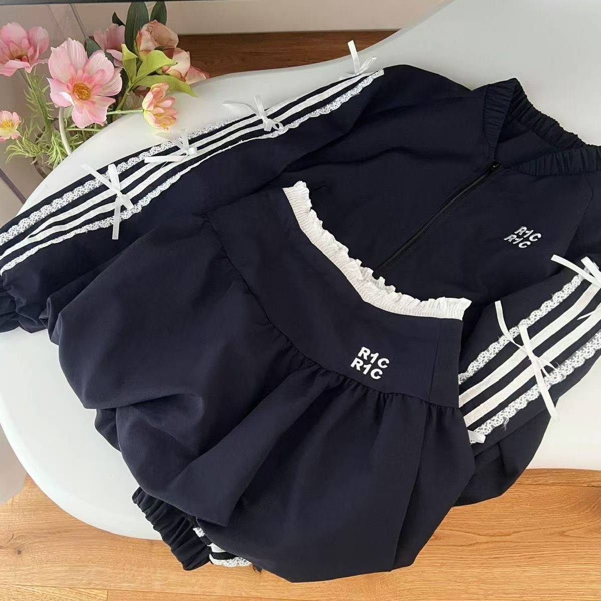 女性新 2000 年代の美学エレガントなツーピーススカートセット女性のセクシーなスポーツウェアコート + ミニスカートスーツ女性のハイストリートシックなセット