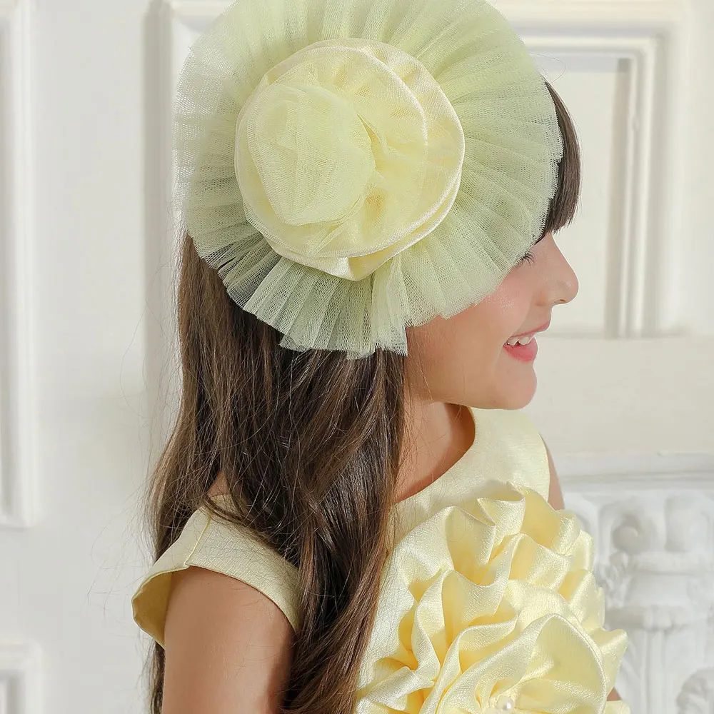 สีเหลืองชุดสาวดอกไม้เด็กสําหรับงานแต่งงาน 3D ดอกไม้เข่าความยาวเด็กทารกสวมใส่อย่างเป็นทางการสําหรับถ่ายภาพ First Communion Gowns