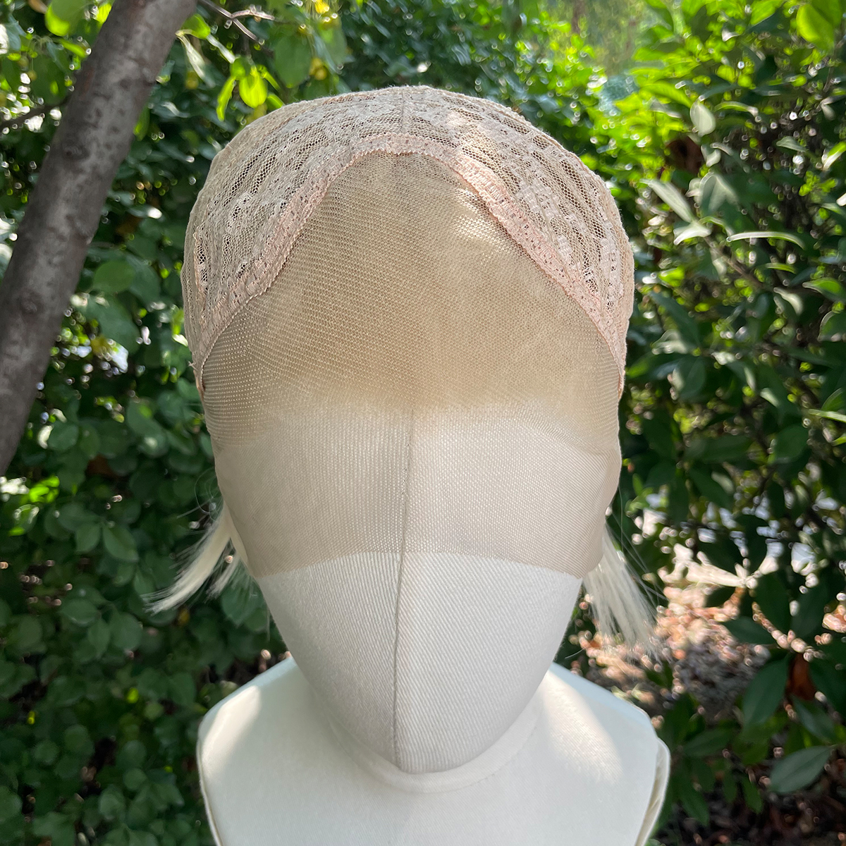 男性と女性のための金髪のレースフロントウィッグ,短いボブカットの人工毛,フリーパーツ,自然なヘアライン,13x4, 150%