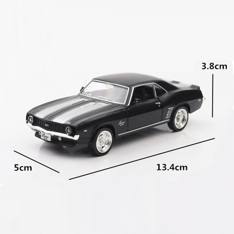 1:36 Chevrolet EUA 1969 Camaro SS Vintage Preto Fosco Diecast Metal Modelo de Carro Brinquedo Para Coleção Presente Crianças A318