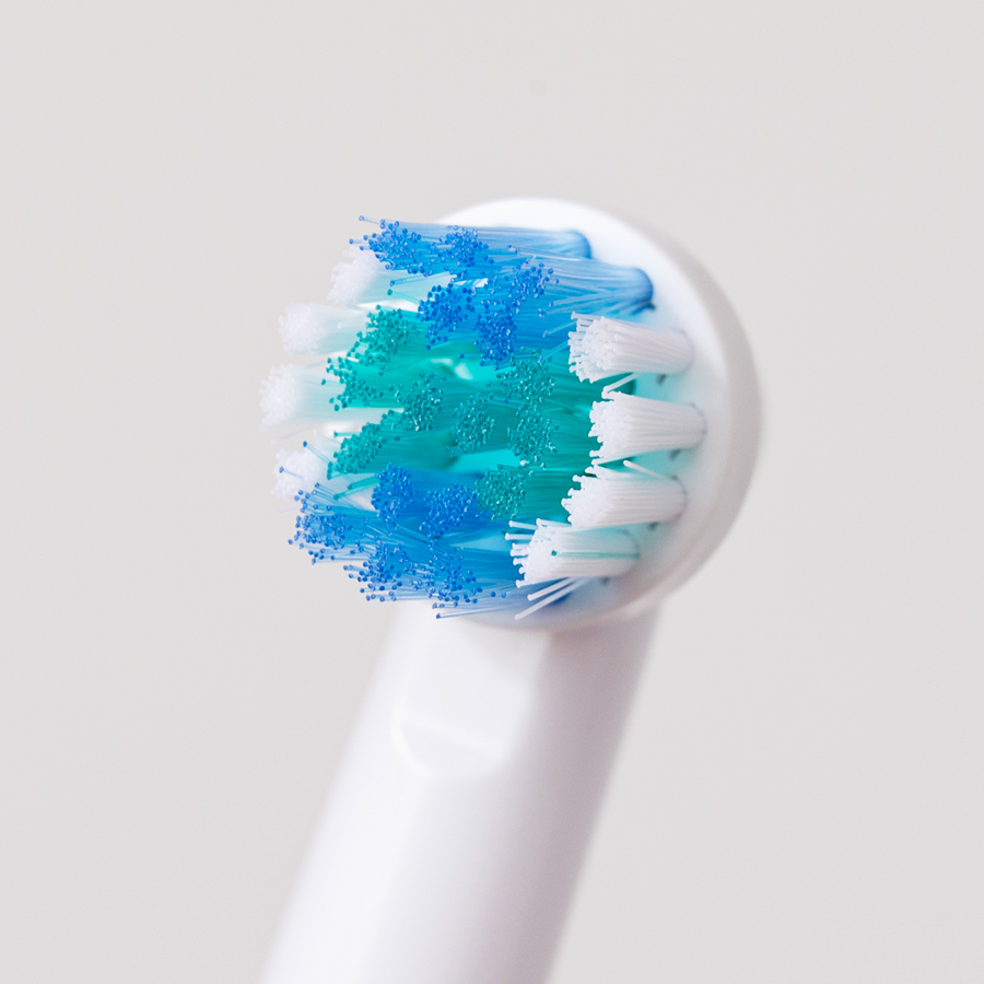 Oral-B 전동 칫솔 Advance Power/Vitality Precision Clean/Pro Health/Triumph/3D Excel용 교체용 브러시 헤드 4/8개