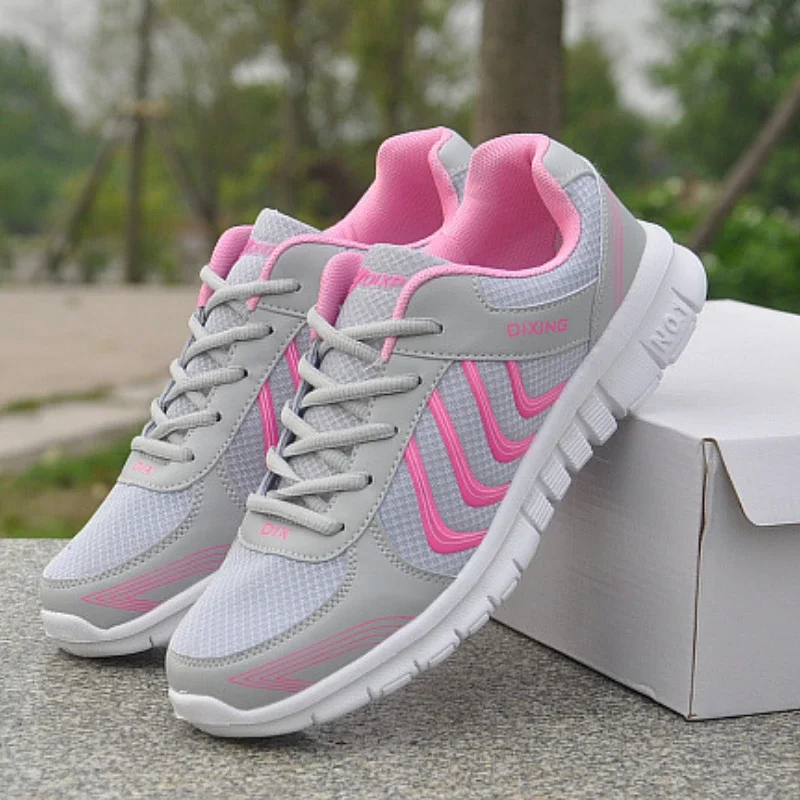 Frühling und Sommer 2023 Herren Damenschuhe Casual Sports Walking Dance leichte atmungsaktive Mesh Laufschuhe Turnschuhe Damen