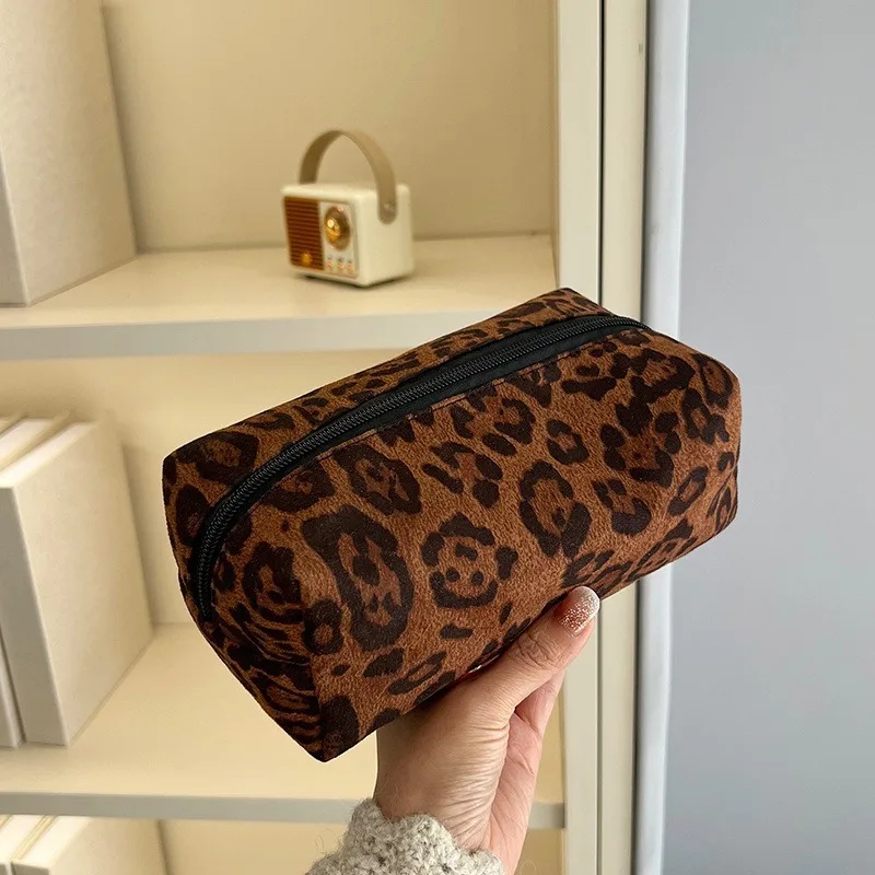 Large Women Leopard Cosmetic Bag Box Shaped Zipper Make Up Bag Travel Washing Makeup Organizer Beauty Case