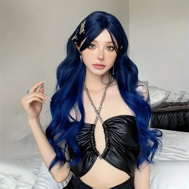 Pelucas sintéticas onduladas largas y rizadas de color azul profundo con flequillo para mujer, pelucas de Cosplay onduladas azules coloridas, pelo falso Natural resistente al calor