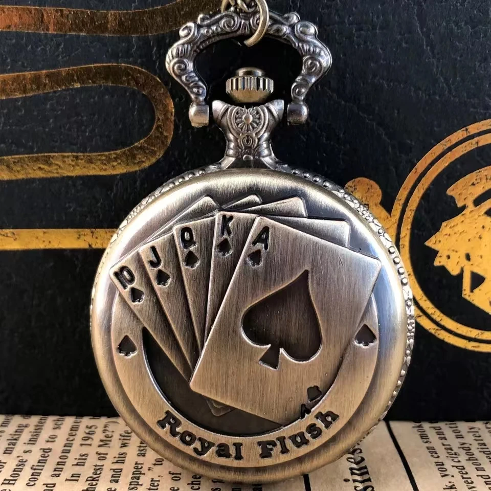 Reloj de bolsillo de cuarzo con dibujos animados de póker de bronce vintage, el mejor regalo para niños, hombres y mujeres