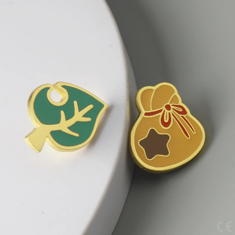 Cartoon Animal Crossing Pins Brosche Für Rucksäcke Abzeichen Spiel Geld Geldbörse Und Blatt Emaille Abzeichen Zubehör Schmuck Broschen Gif