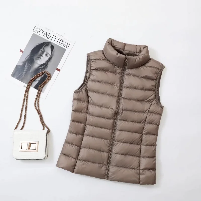 ผู้หญิงสีม่วงUltra Light Downเสื้อกั๊ก 2023 ใหม่หญิงWindproofน้ําหนักเบาWarmเสื้อกั๊กแขนกุดเป็ดสีขาวลงCoat