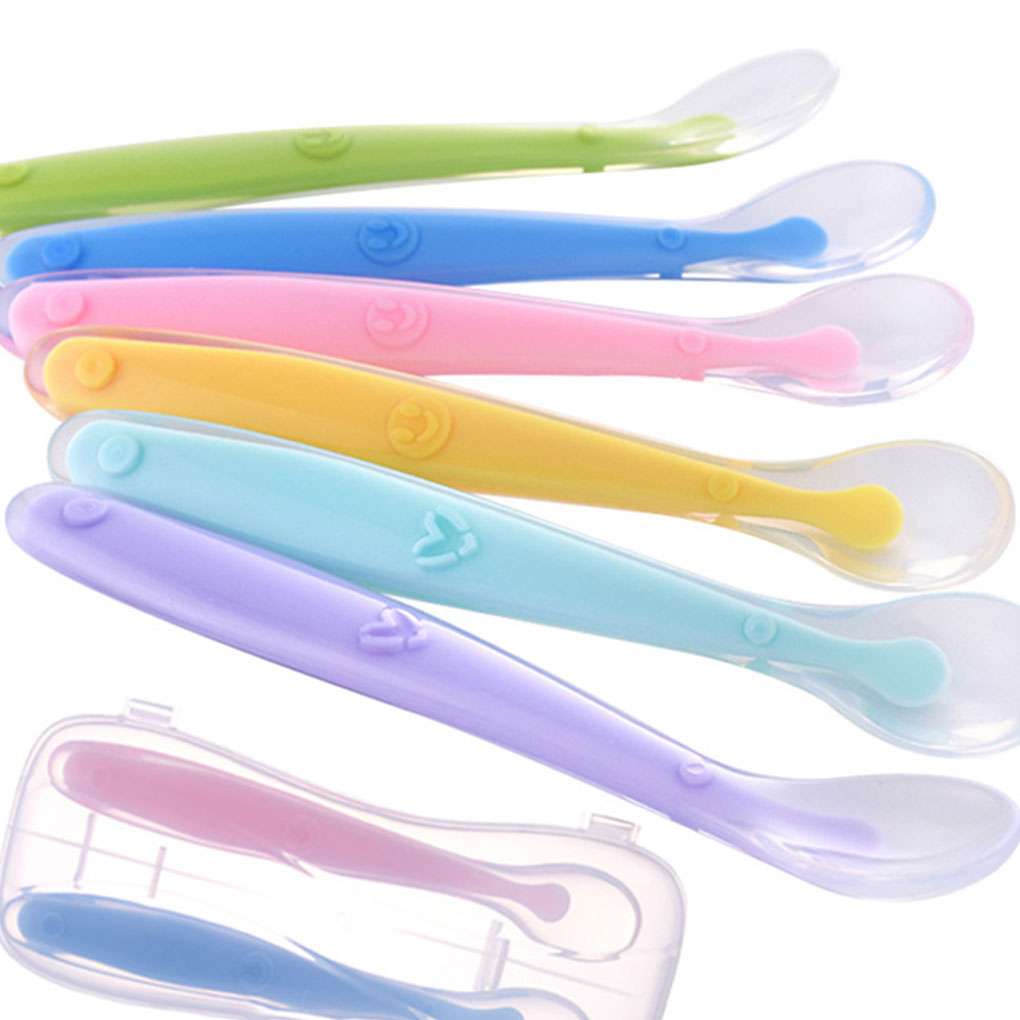 Bé Muỗng Ăn Dặm Silicone Mềm Kẹo Màu Thìa Trẻ Em Thực Phẩm Cho Bé Ăn Món Ăn An Toàn Thức Ăn Trẻ Em Ăn Đào Tạo Thìa