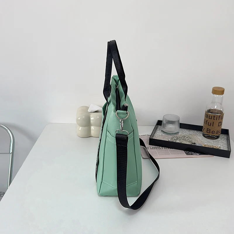 Torba na ramię z nylonu, codzienna, o dużej pojemności, uniwersalna torba crossbody, torba do codziennego dojazdu do pracy.