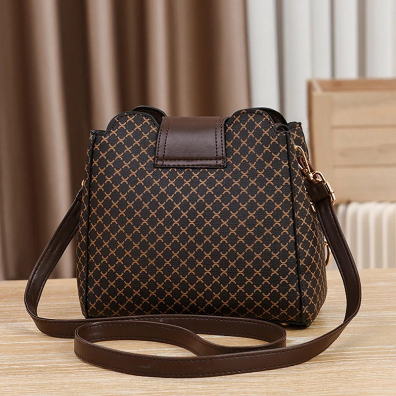 กระเป๋าถือสตรีใหม่กระเป๋าLuxury Designไหล่Crossbodyกระเป๋าFlip Checkพิมพ์ขนาดใหญ่ความจุไหล่เดี่ยวStraddleกระเป๋า