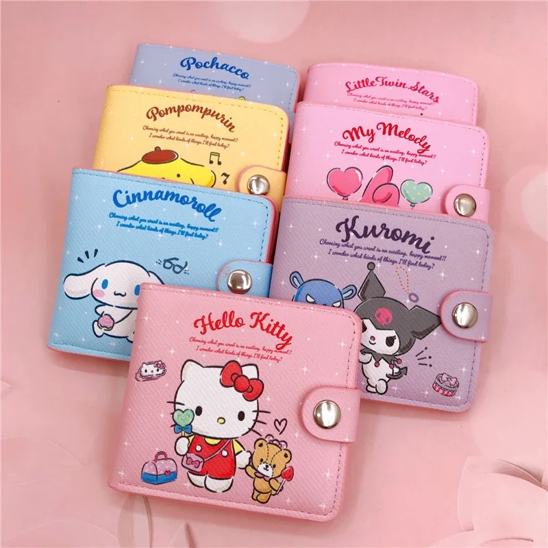 Sanrio Hello Kitty Cinnamoroll My Melody Kuromi ใหม่ Pu Casual กระเป๋าเงินกระเป๋าใส่เหรียญแพ็คเกจบัตรกระเป๋าสตางค์พร้อมปุ่ม ﻿