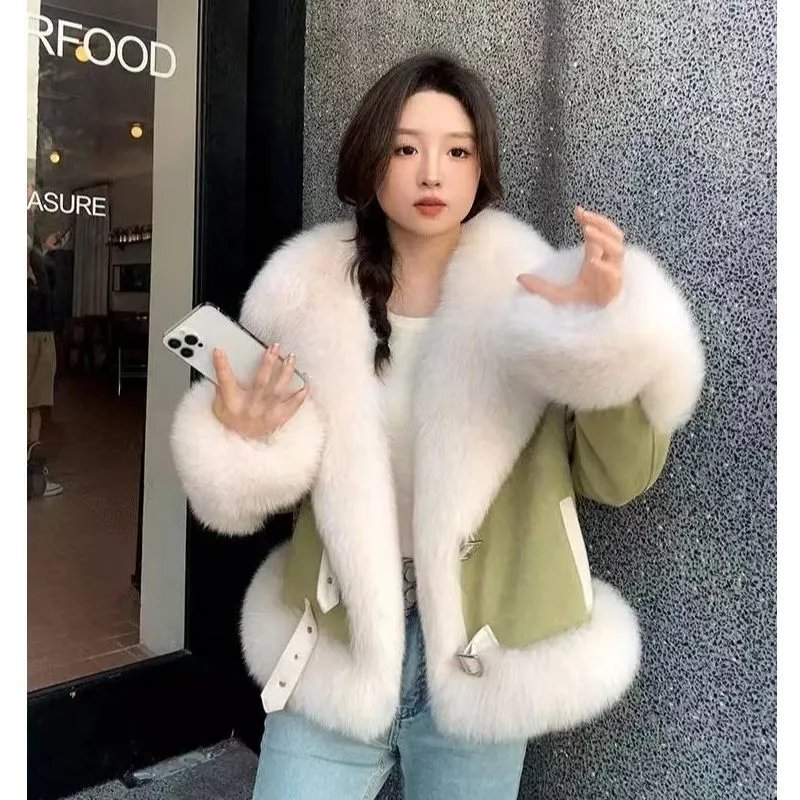 Abrigo de hierba de piel de zorro de imitación a la moda, abrigo corto para mujer, nuevo abrigo peludo con cuello de lana, abrigo cálido grueso para invierno, abrigo de piel rosa 2024
