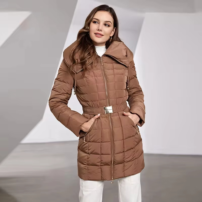 Astrid 2023 Neue Damen-Winterjacke mit Kapuze, Gürtel, lange Parkas, warme Polsterung, Puffer-Plaid, gesteppter Mantel, Daunenjacke, dicke Schneebekleidung