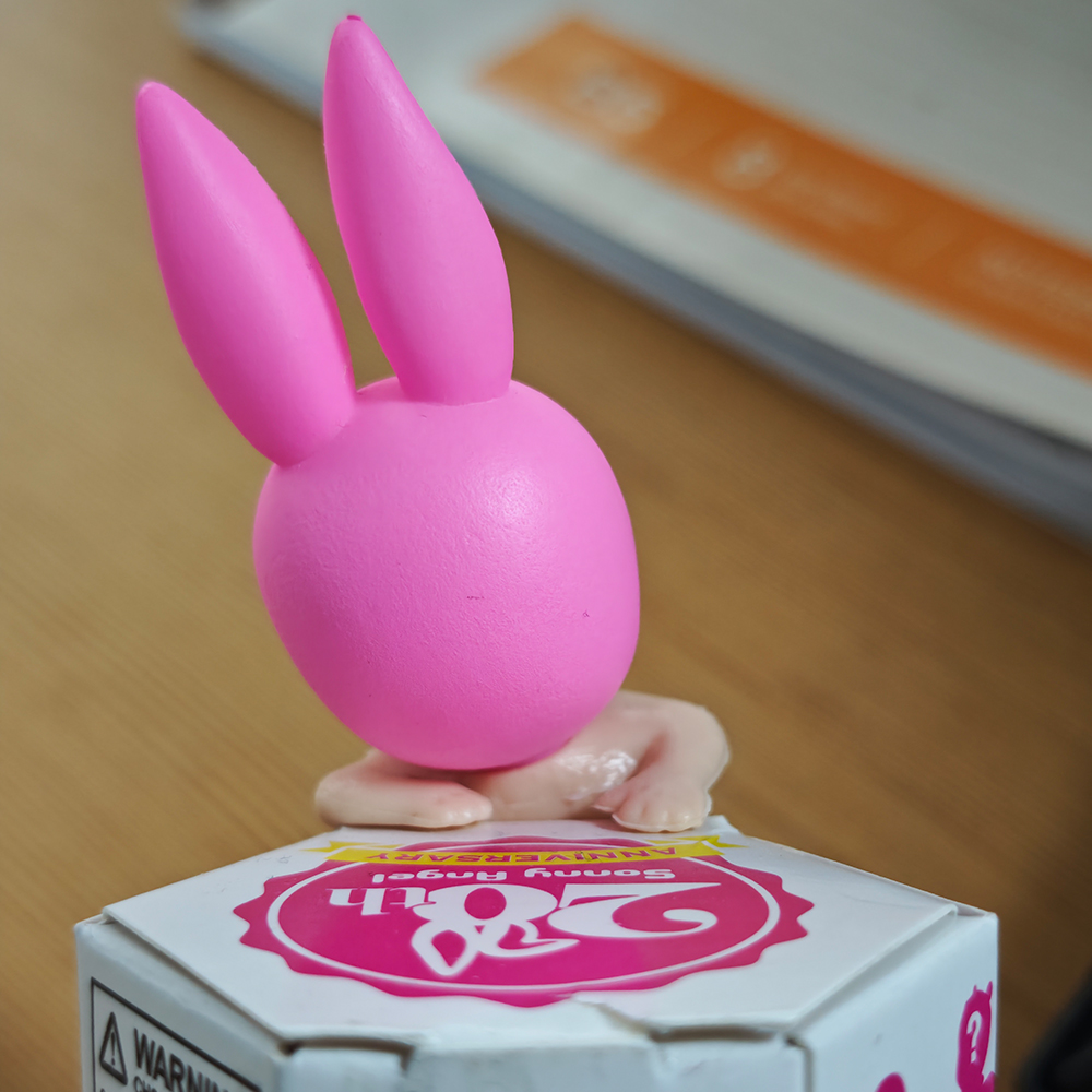 Random 1PC S Angels Blind Box Looking Back Series Mobile Phone Decoration Anime Peripheral Toys Gift Phone Screen Doll Ornaments