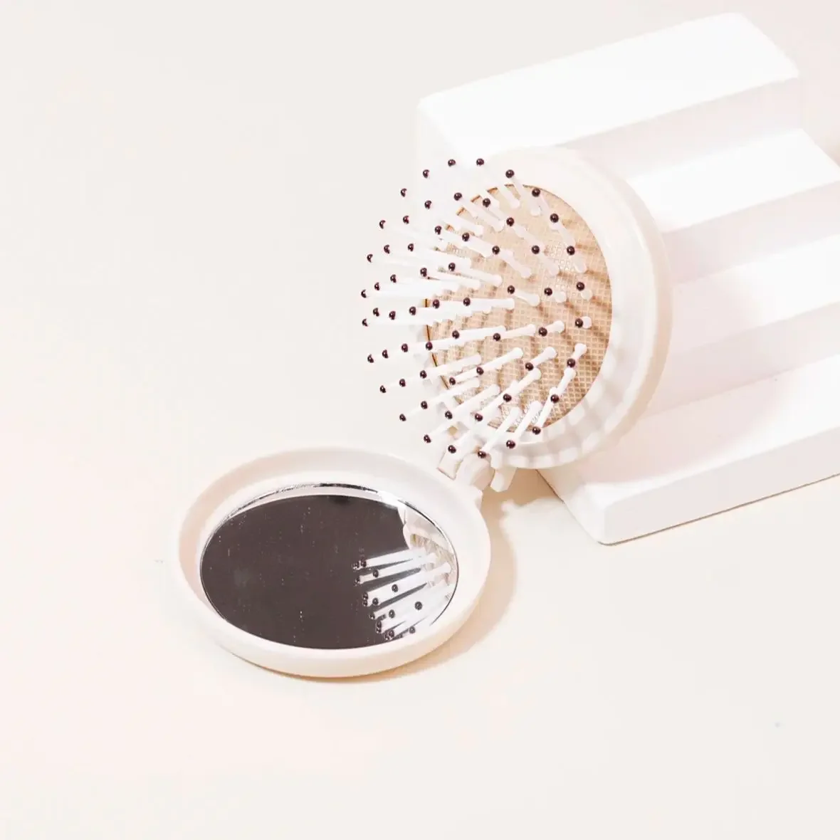 1pc Mini folding head massager mirror anti-static styling accessories portable travel hair brush comb Special for real hair wigs