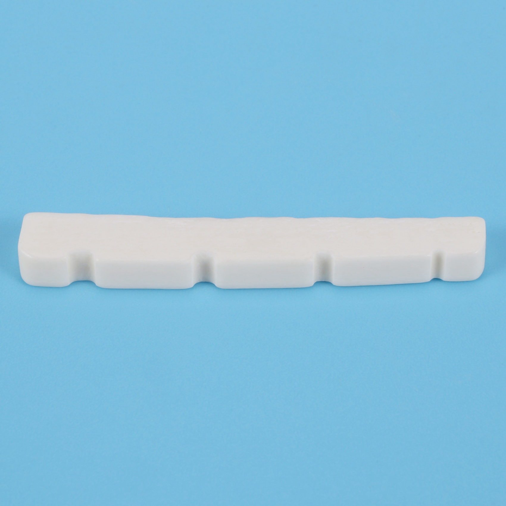 BABQ Schlitz-Bassmutter mit gebogenem Knochen für 4-saitige Fender PB Precision Jazz Bass, 4,2 x 3,2 x 4,6/4,6 mm